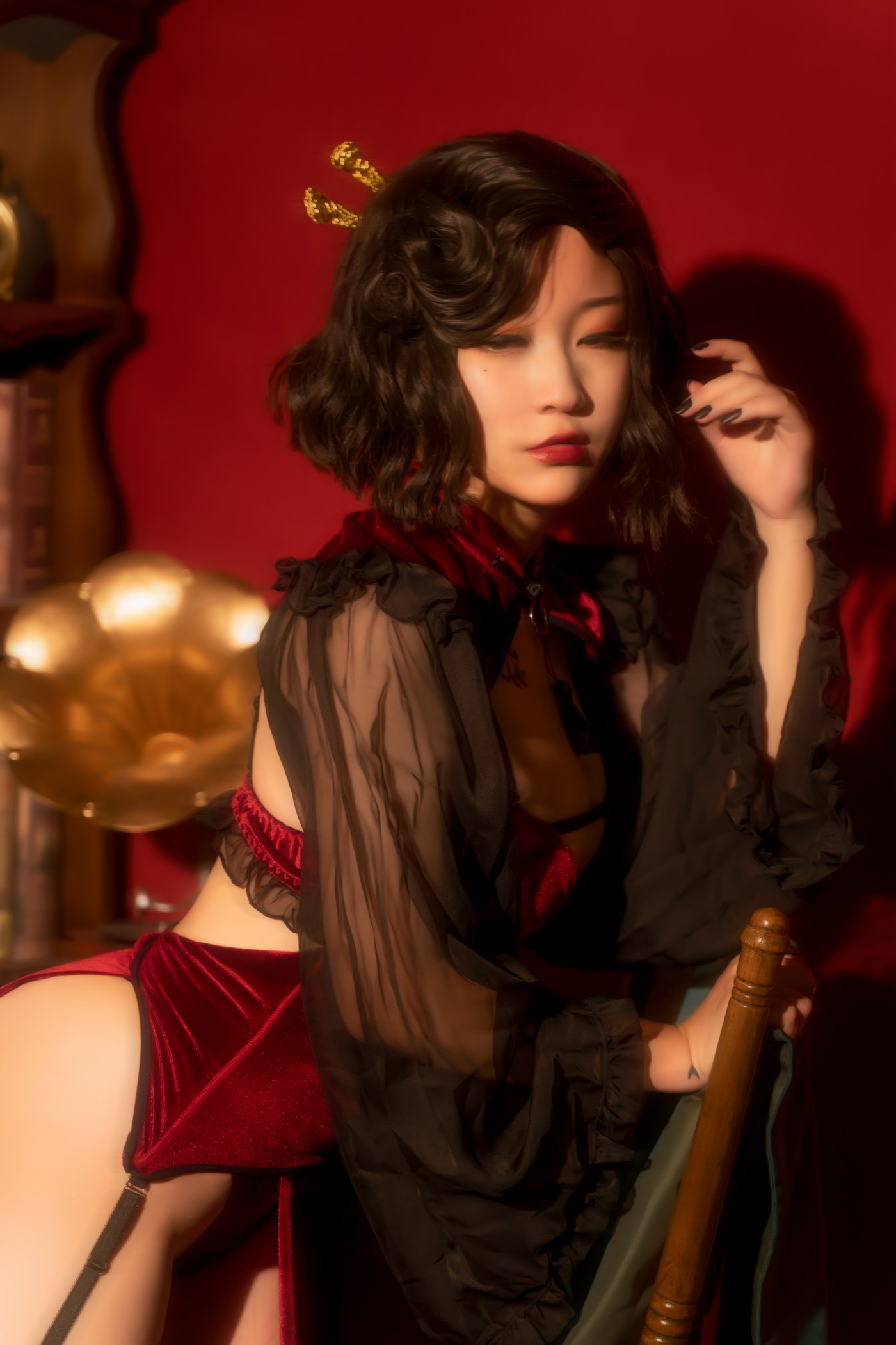 图片[17]-奇行家狗崽(棕桠阿狗崽)- 红丝绒旗袍 [16P] – 速更版-美库