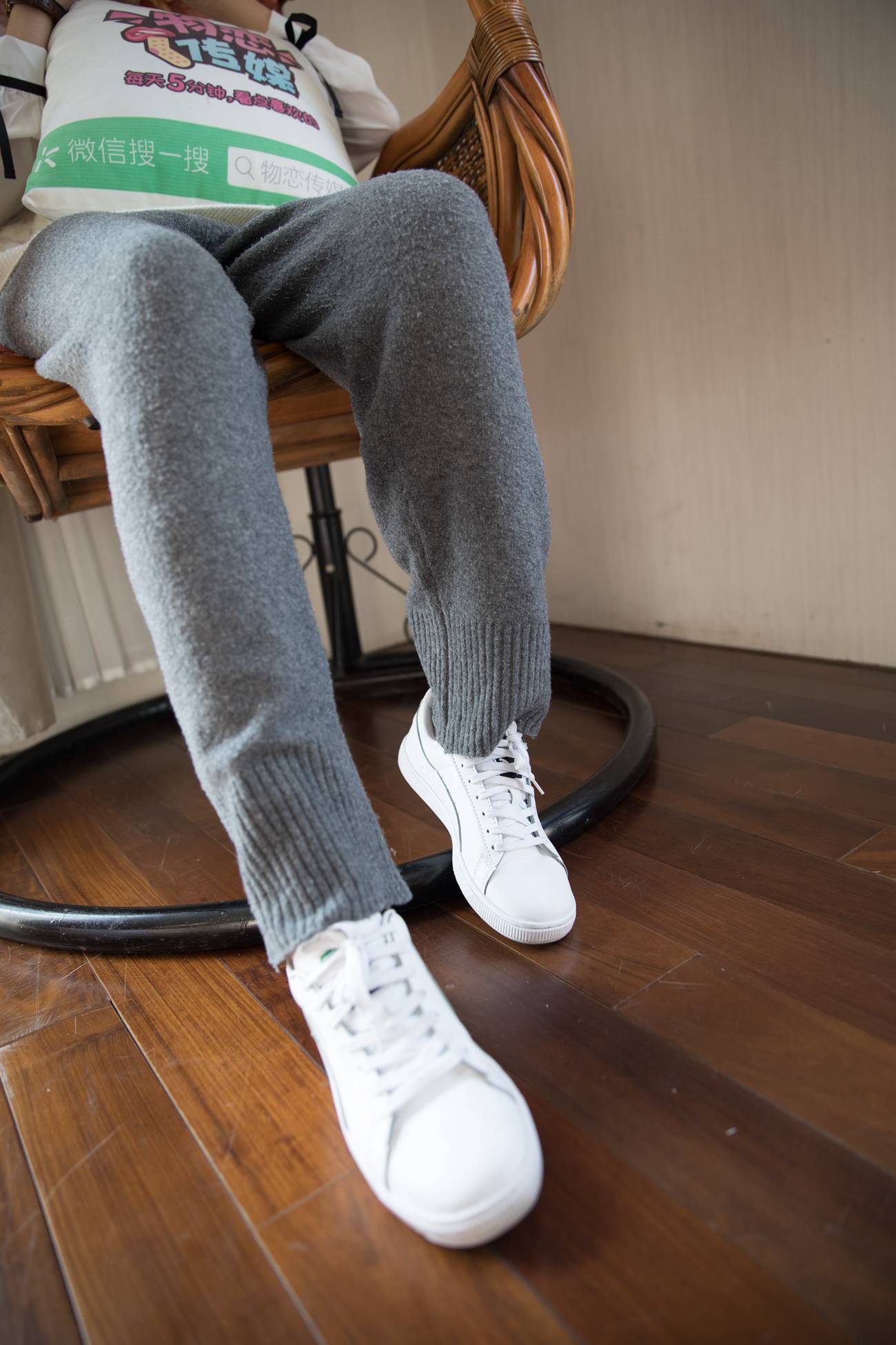 图片[37]-勿恋传媒 No.393 小飞-星星船 [148P] – 速更版-美库