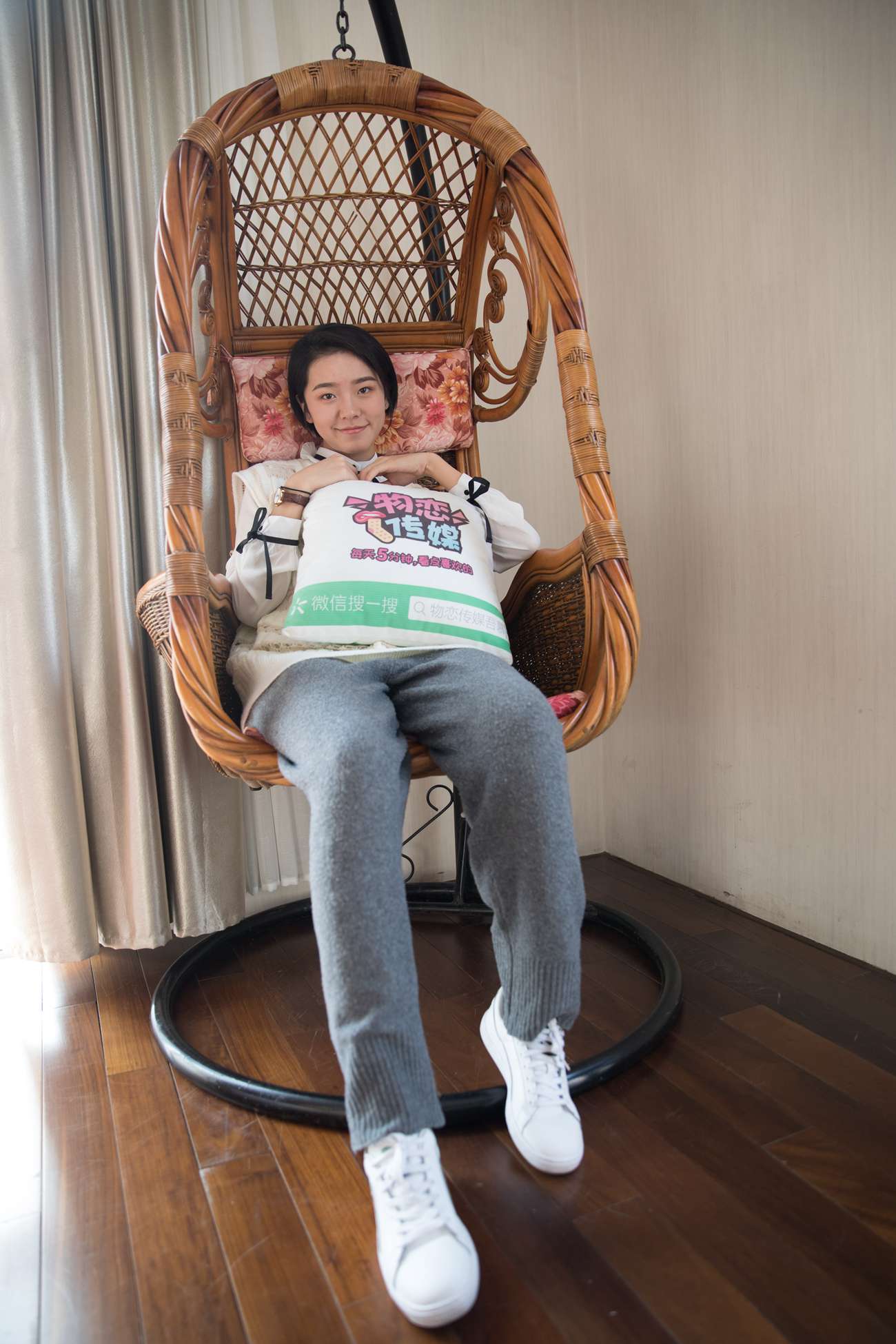 图片[41]-勿恋传媒 No.393 小飞-星星船 [148P] – 速更版-美库