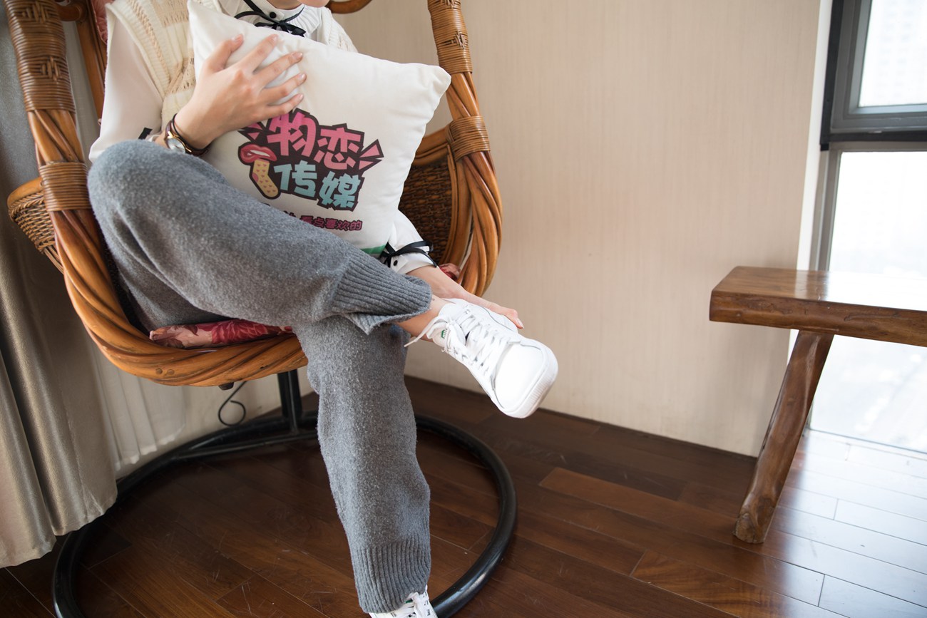 图片[44]-勿恋传媒 No.393 小飞-星星船 [148P] – 速更版-美库