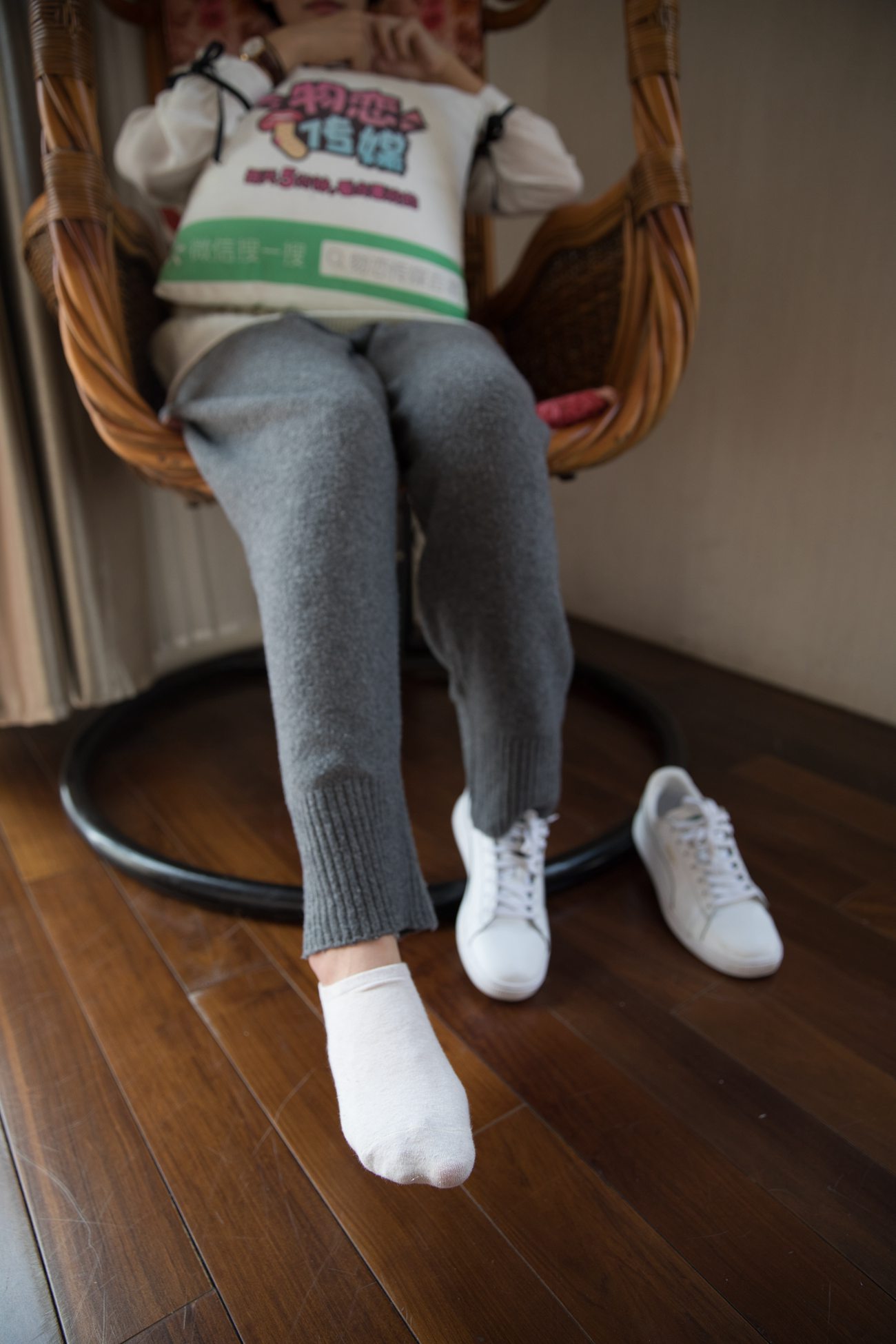 图片[49]-勿恋传媒 No.393 小飞-星星船 [148P] – 速更版-美库