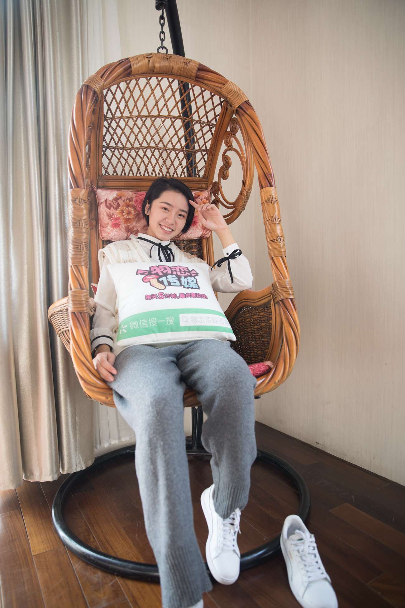 图片[53]-勿恋传媒 No.393 小飞-星星船 [148P] – 速更版-美库