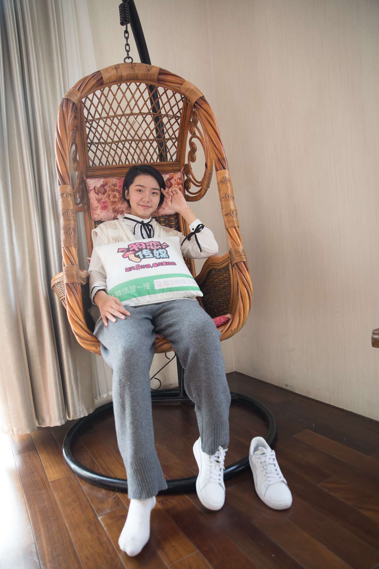 图片[54]-勿恋传媒 No.393 小飞-星星船 [148P] – 速更版-美库