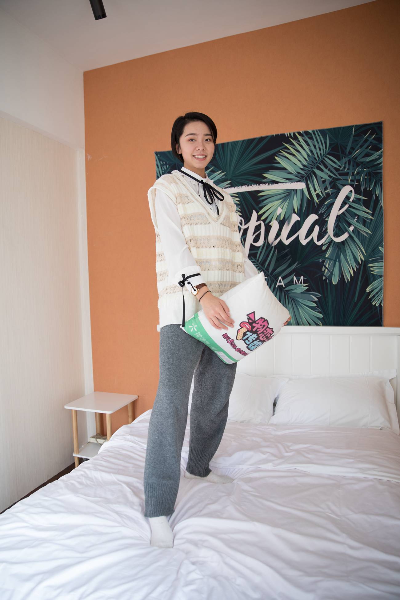 图片[94]-勿恋传媒 No.393 小飞-星星船 [148P] – 速更版-美库