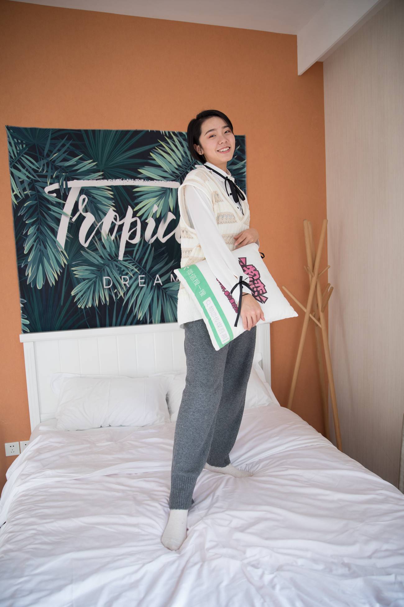 图片[95]-勿恋传媒 No.393 小飞-星星船 [148P] – 速更版-美库