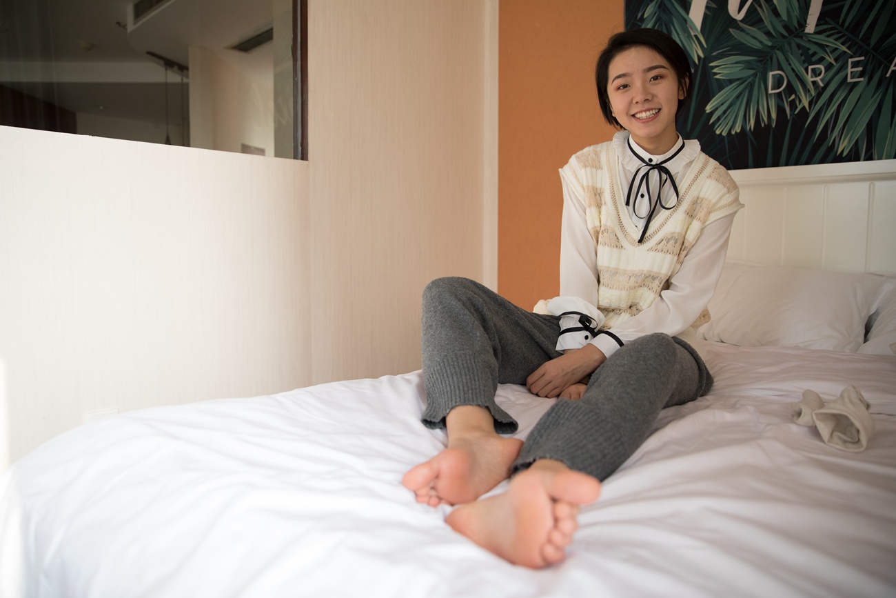 图片[143]-勿恋传媒 No.393 小飞-星星船 [148P] – 速更版-美库