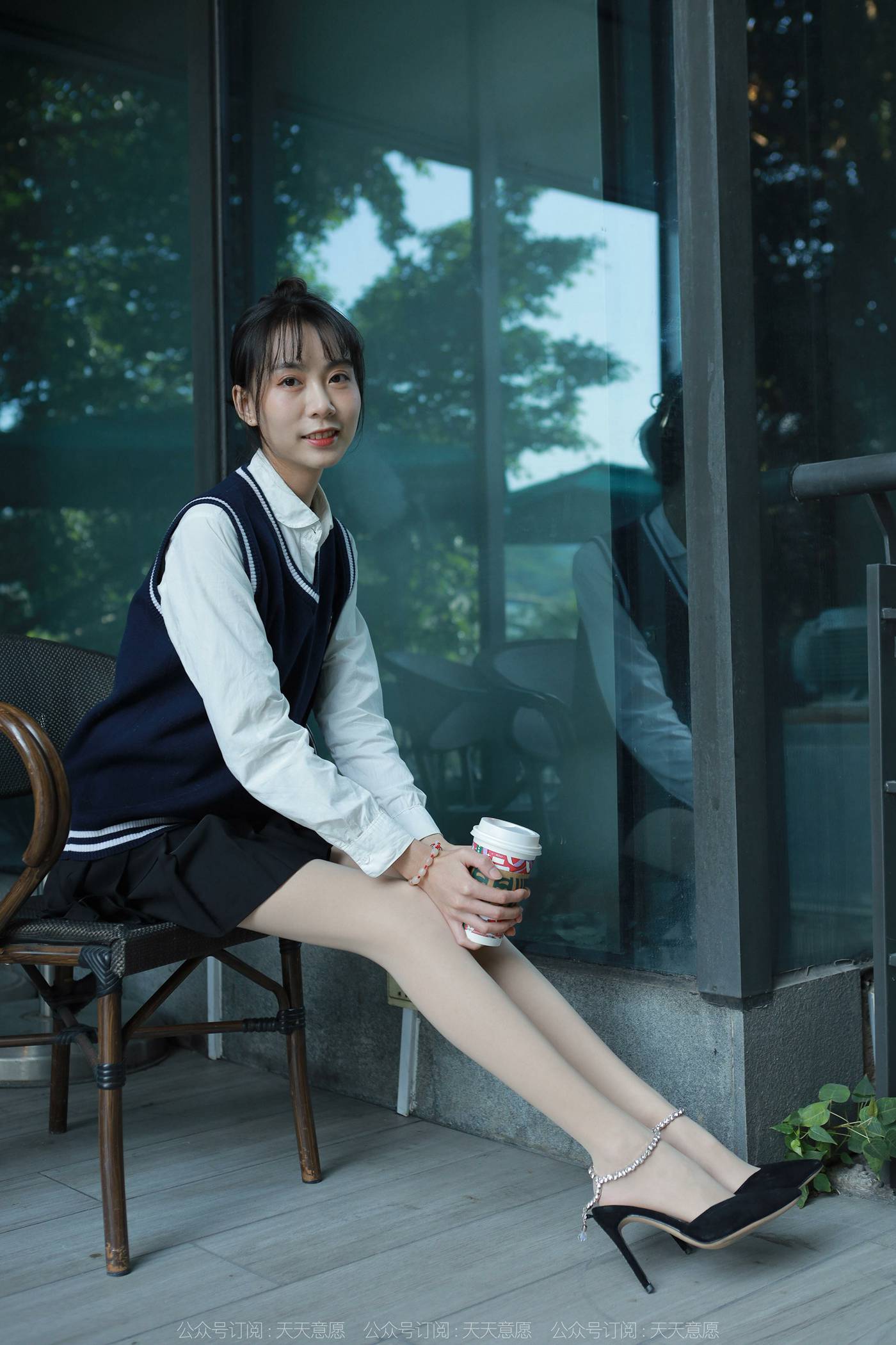 图片[64]-[IESS异思趣向] 2022.01.10 丝享家985：团团《纯玉学苑装》[94P] – 速更版-美库