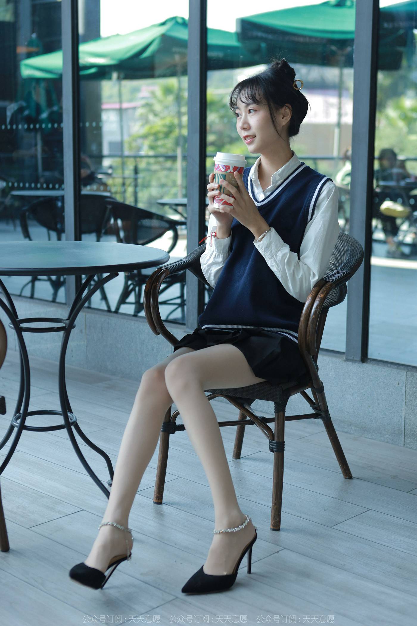 图片[95]-[IESS异思趣向] 2022.01.10 丝享家985：团团《纯玉学苑装》[94P] – 速更版-美库