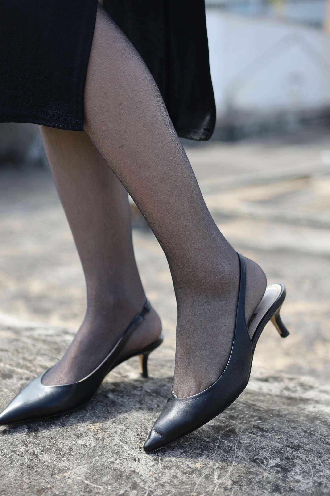 图片[38]-[IESS异思趣向] 2022.01.12 丝享家986：小婕《天台旗袍秀》[94P] – 速更版-美库