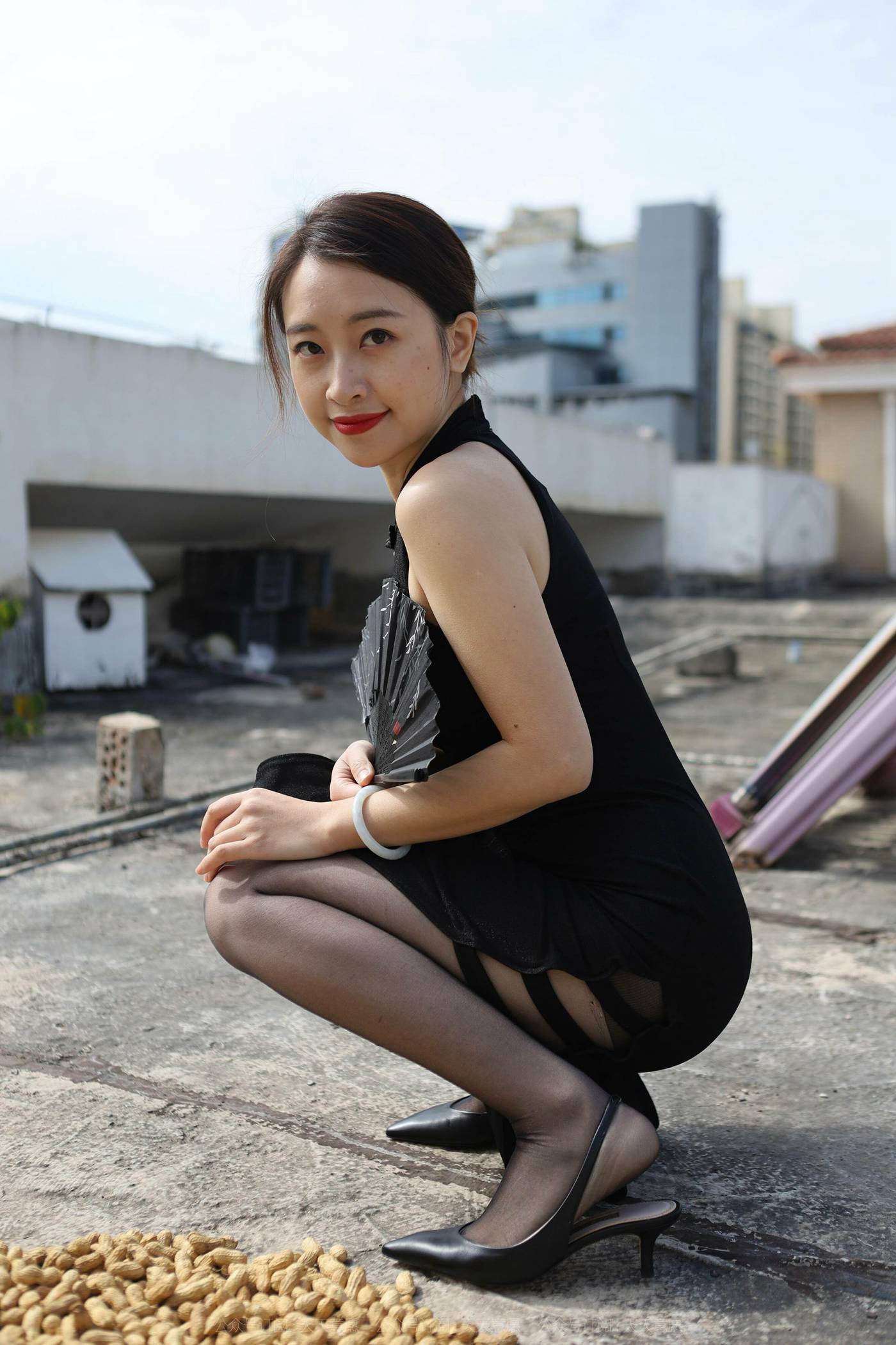 图片[64]-[IESS异思趣向] 2022.01.12 丝享家986：小婕《天台旗袍秀》[94P] – 速更版-美库