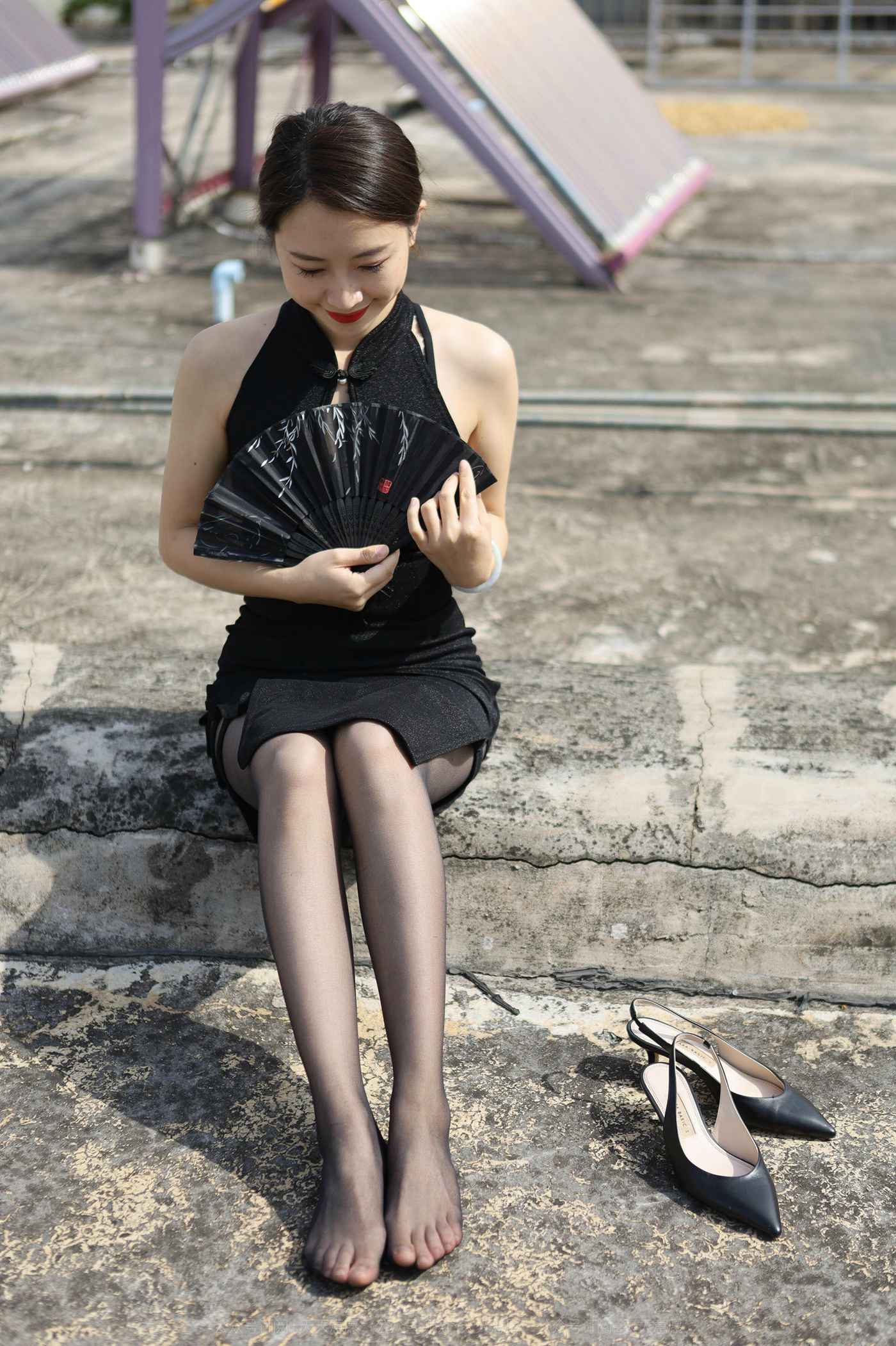 图片[83]-[IESS异思趣向] 2022.01.12 丝享家986：小婕《天台旗袍秀》[94P] – 速更版-美库