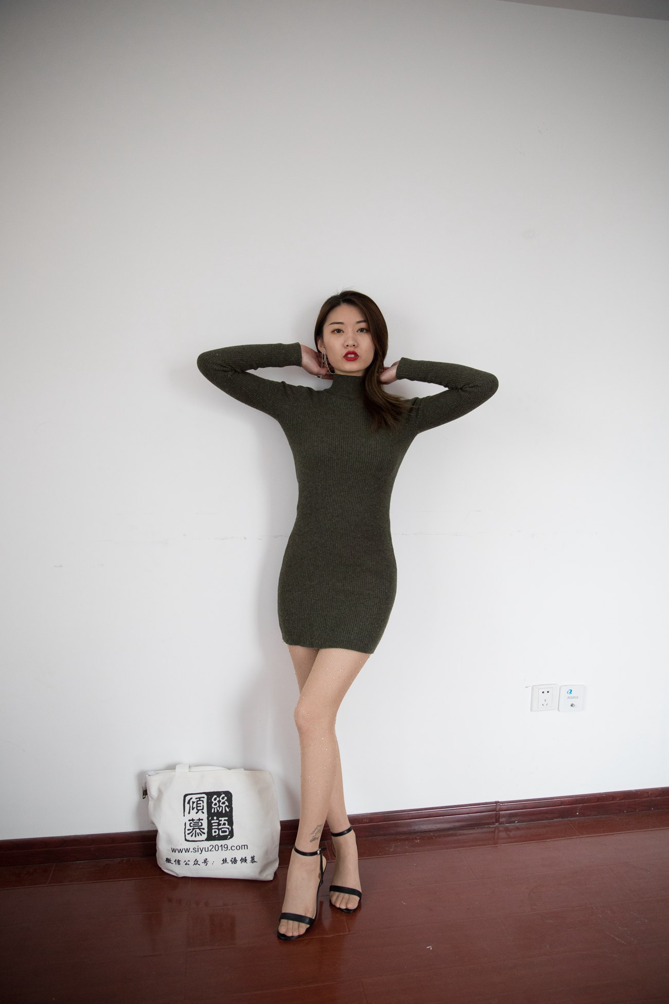 图片[29]-勿恋传媒 No.394 言言-夜太美 [125P] – 速更版-美库