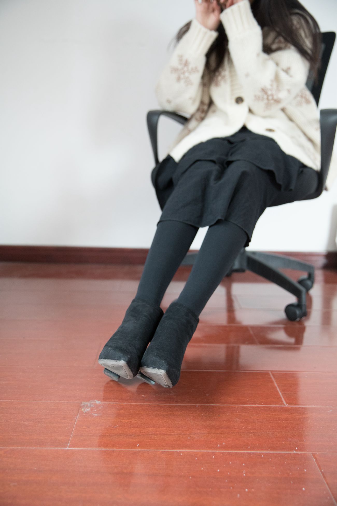 图片[18]-勿恋传媒 No.395 秀秀-温暖的雪 [147P] – 速更版-美库