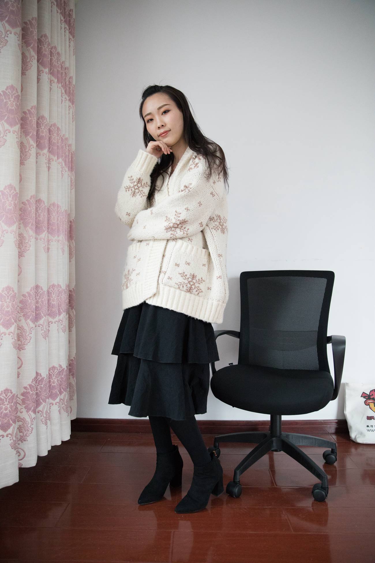 图片[24]-勿恋传媒 No.395 秀秀-温暖的雪 [147P] – 速更版-美库