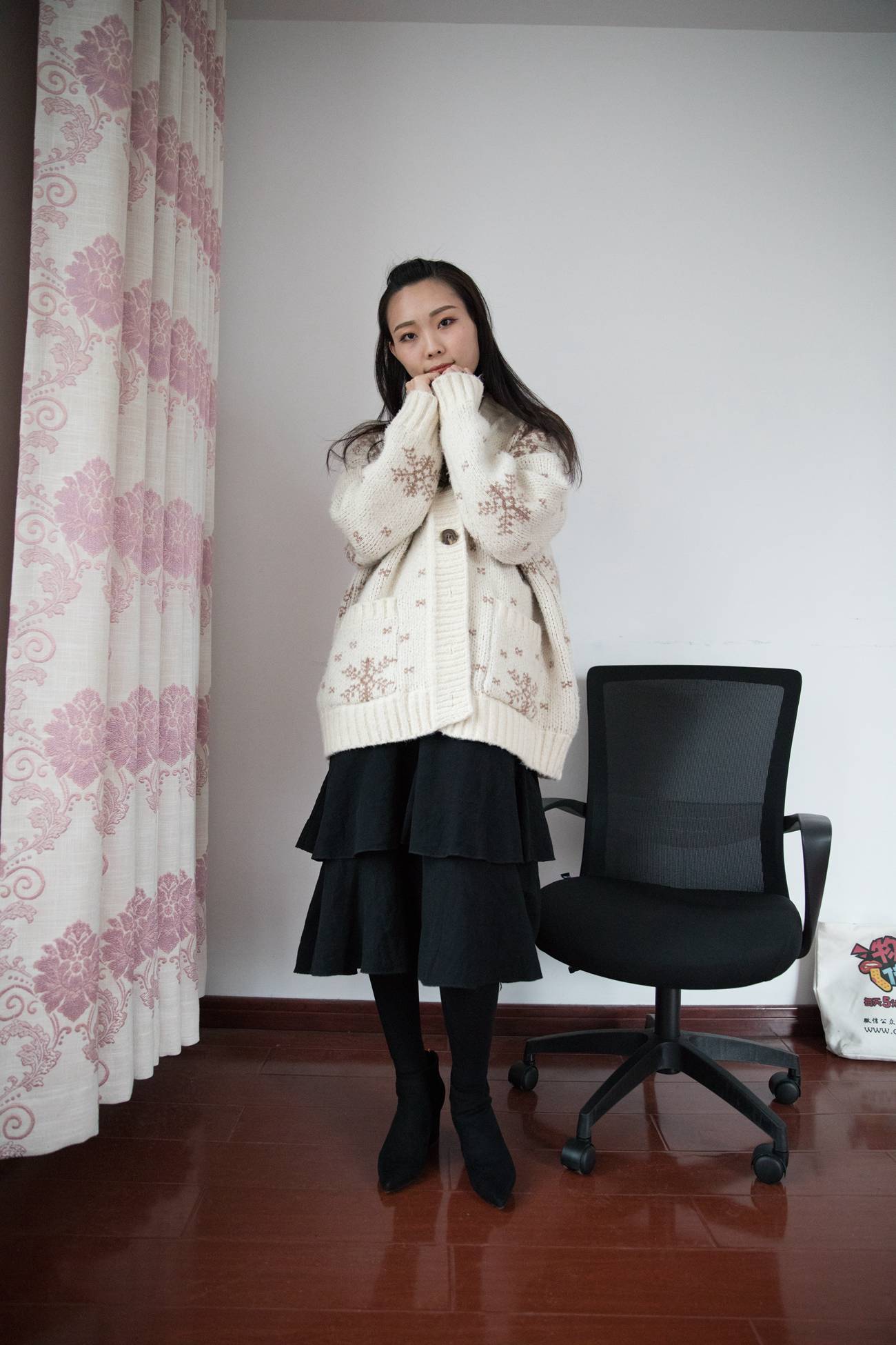 图片[25]-勿恋传媒 No.395 秀秀-温暖的雪 [147P] – 速更版-美库