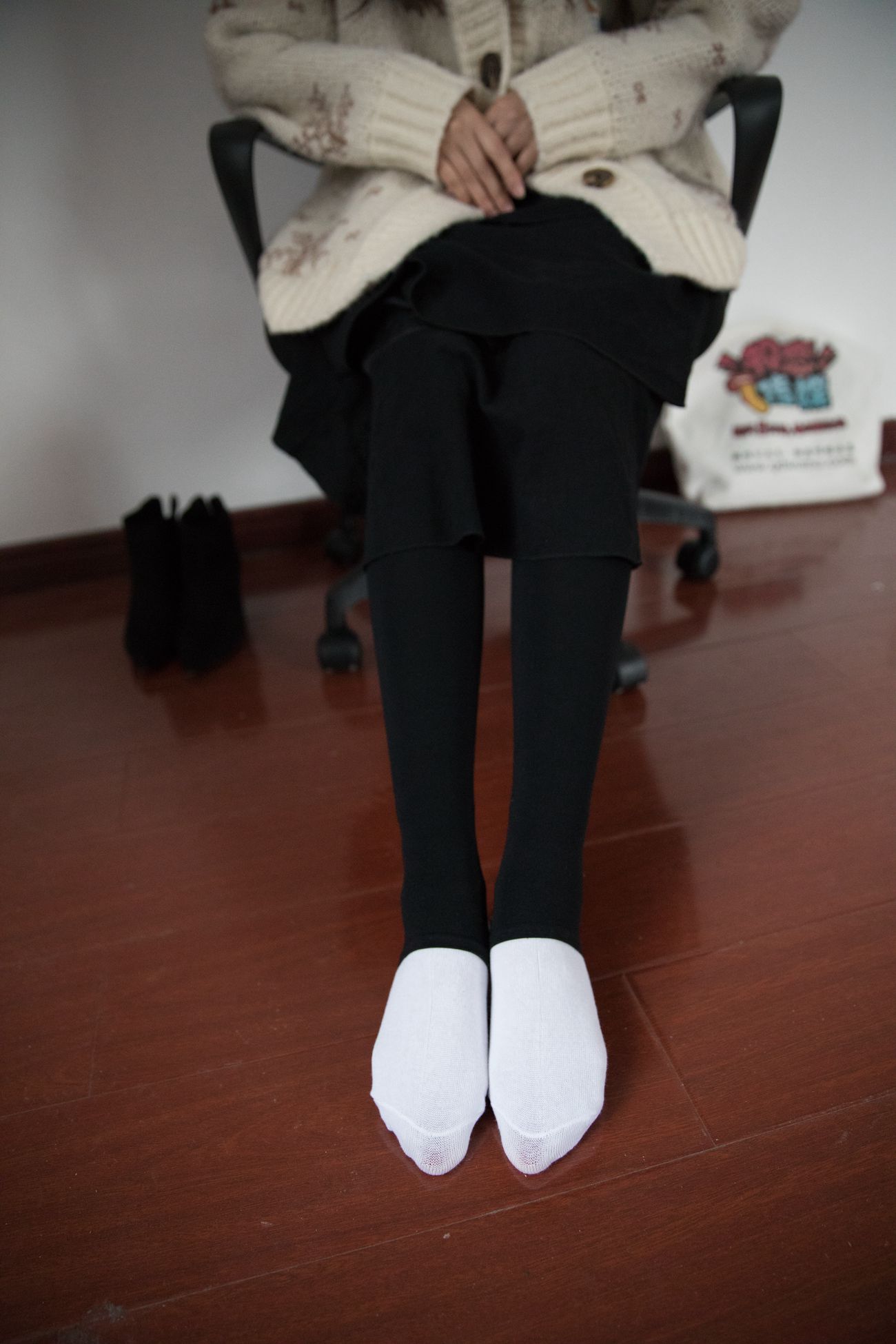 图片[61]-勿恋传媒 No.395 秀秀-温暖的雪 [147P] – 速更版-美库