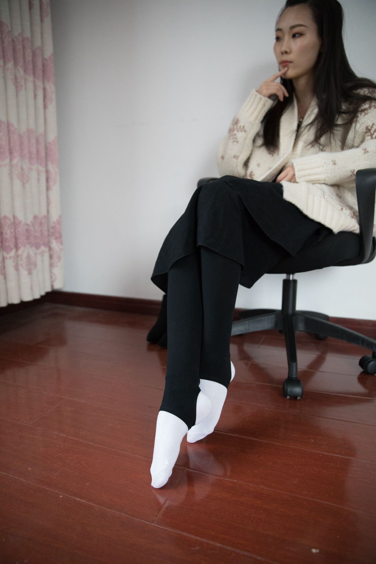 图片[66]-勿恋传媒 No.395 秀秀-温暖的雪 [147P] – 速更版-美库