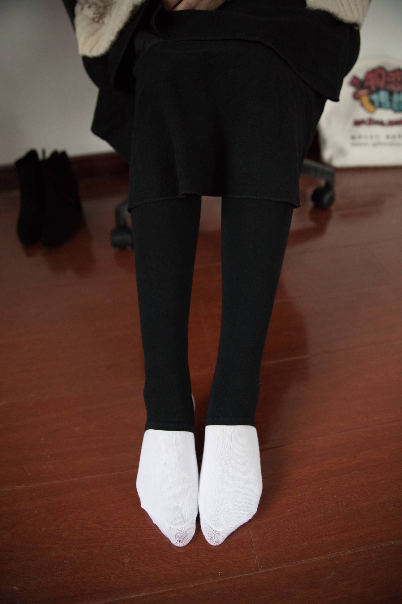 图片[70]-勿恋传媒 No.395 秀秀-温暖的雪 [147P] – 速更版-美库