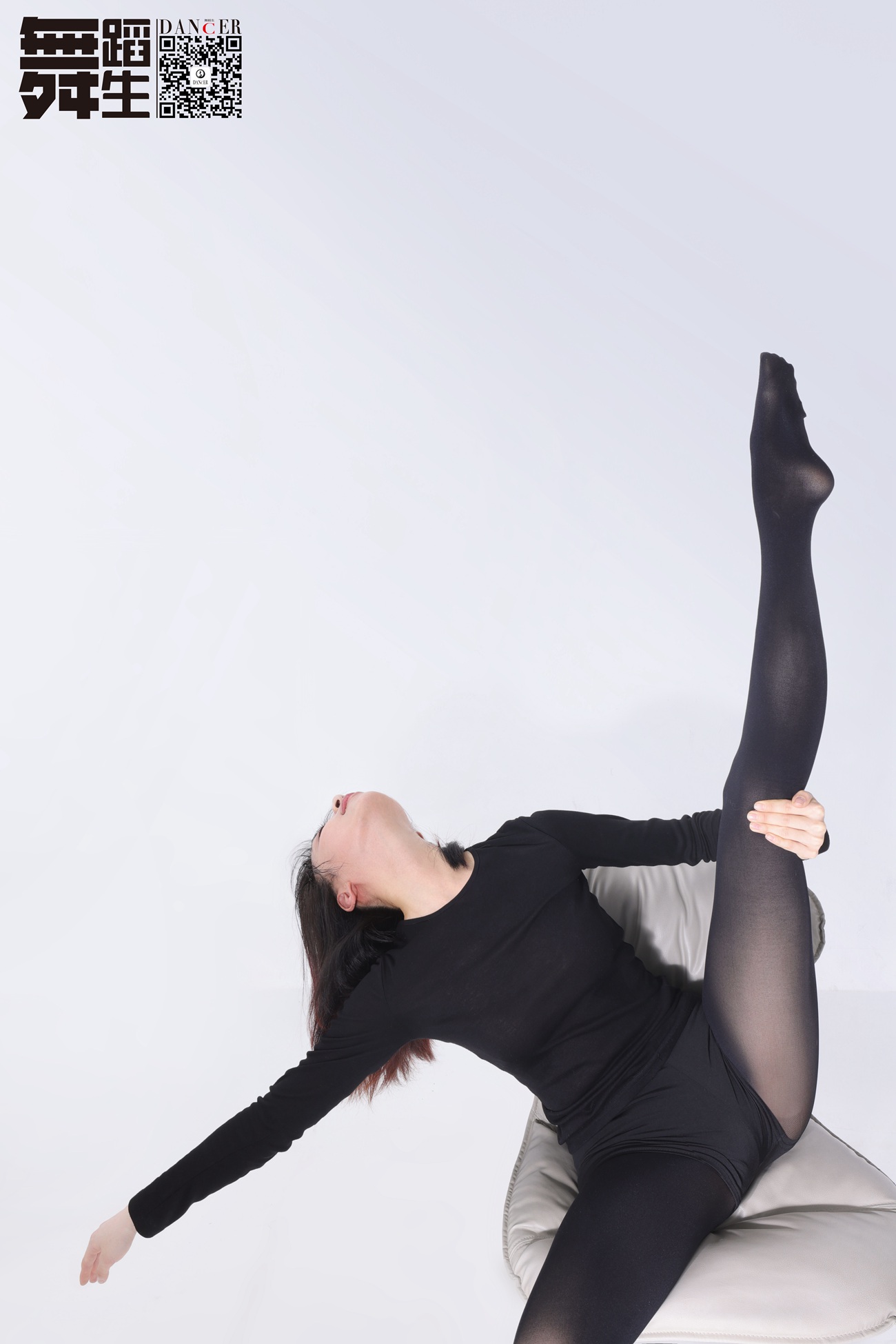 图片[19]-[GALLI嘉丽]舞蹈生日记 105 – 黑与白 佚名[46P] – 速更版-美库