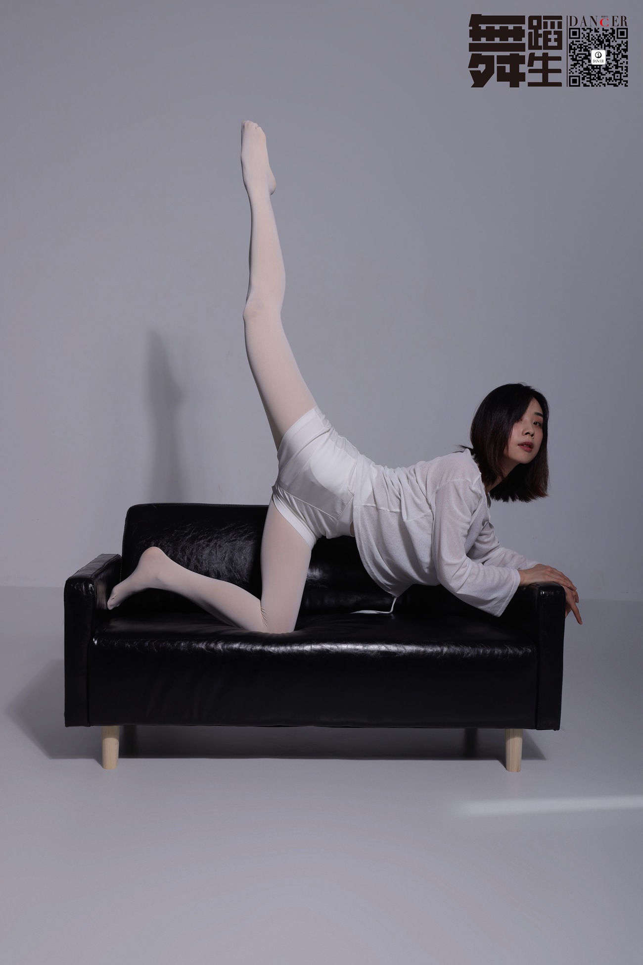 图片[31]-[GALLI嘉丽]舞蹈生日记 105 – 黑与白 佚名[46P] – 速更版-美库