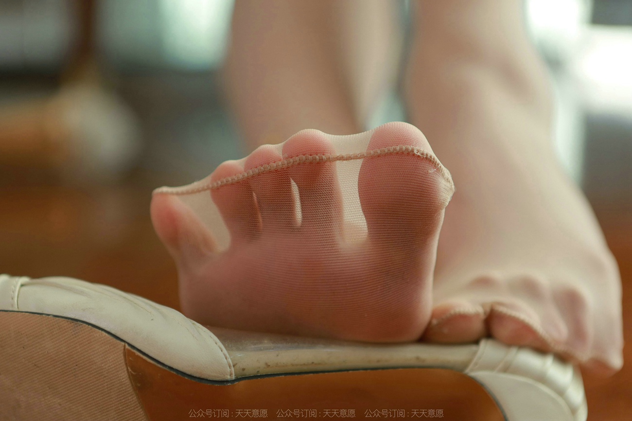 图片[32]-[IESS异思趣向] 2022.01.15 丝享家988：秋秋《茶水间的故事》[91P] – 速更版-美库