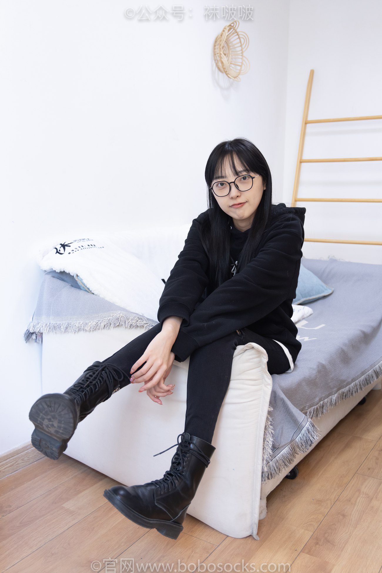 图片[10]-[BoBoSocks袜啵啵]NO.061 稚予-短靴、白棉袜、裸足[145P] – 速更版-美库