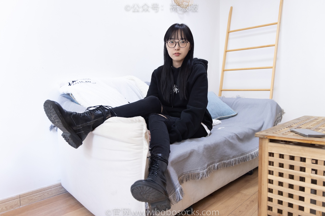 图片[14]-[BoBoSocks袜啵啵]NO.061 稚予-短靴、白棉袜、裸足[145P] – 速更版-美库