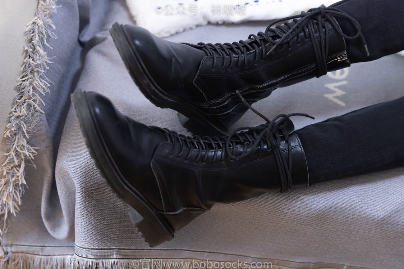 图片[17]-[BoBoSocks袜啵啵]NO.061 稚予-短靴、白棉袜、裸足[145P] – 速更版-美库