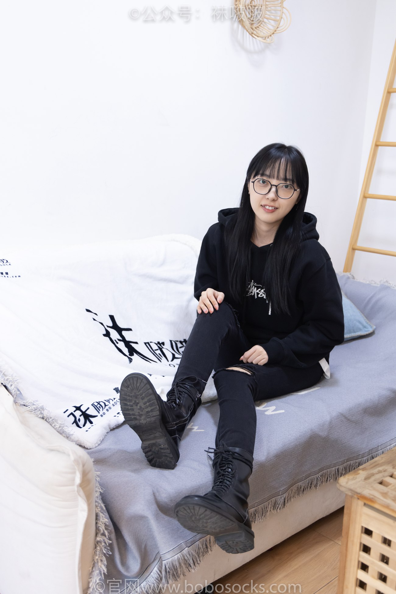 图片[19]-[BoBoSocks袜啵啵]NO.061 稚予-短靴、白棉袜、裸足[145P] – 速更版-美库