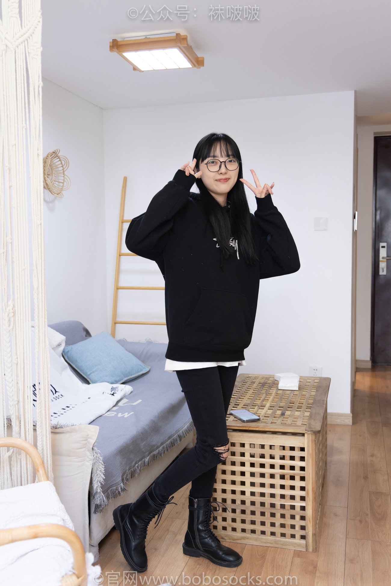 图片[147]-[BoBoSocks袜啵啵]NO.061 稚予-短靴、白棉袜、裸足[145P] – 速更版-美库