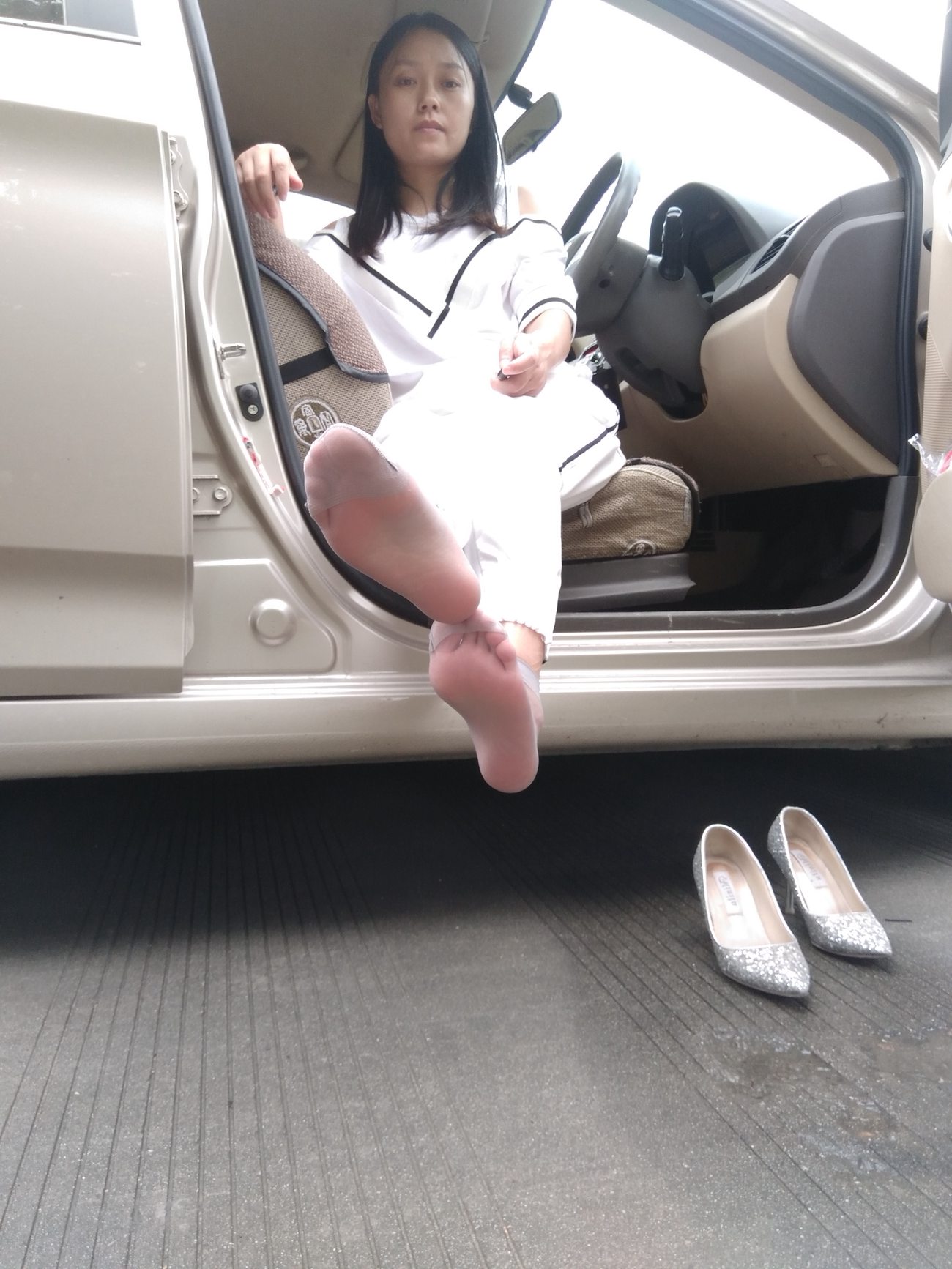 图片[24]-学妹校园寝室短丝系列041期 吴婷婷[72P] – 速更版-美库