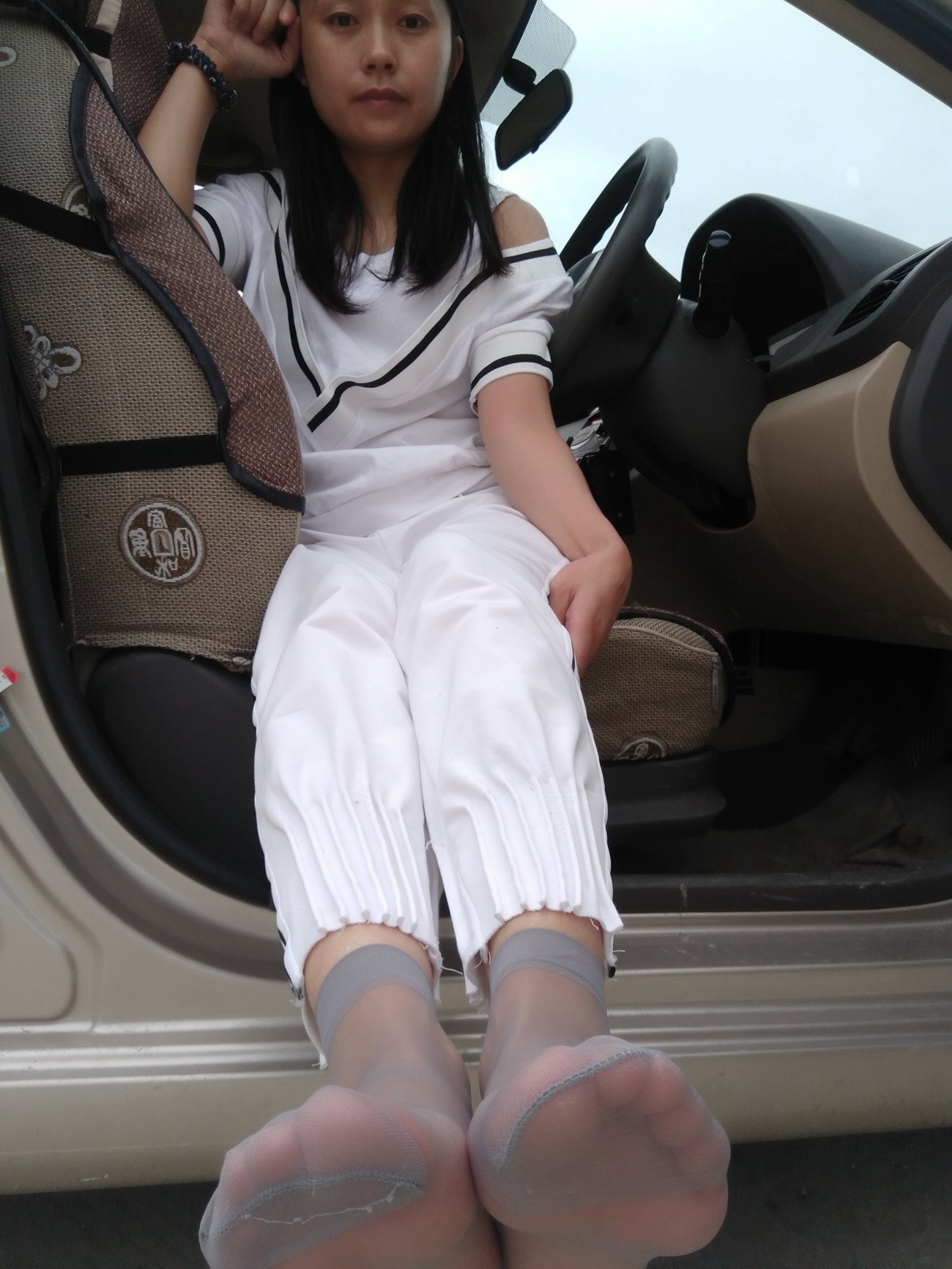 图片[30]-学妹校园寝室短丝系列041期 吴婷婷[72P] – 速更版-美库