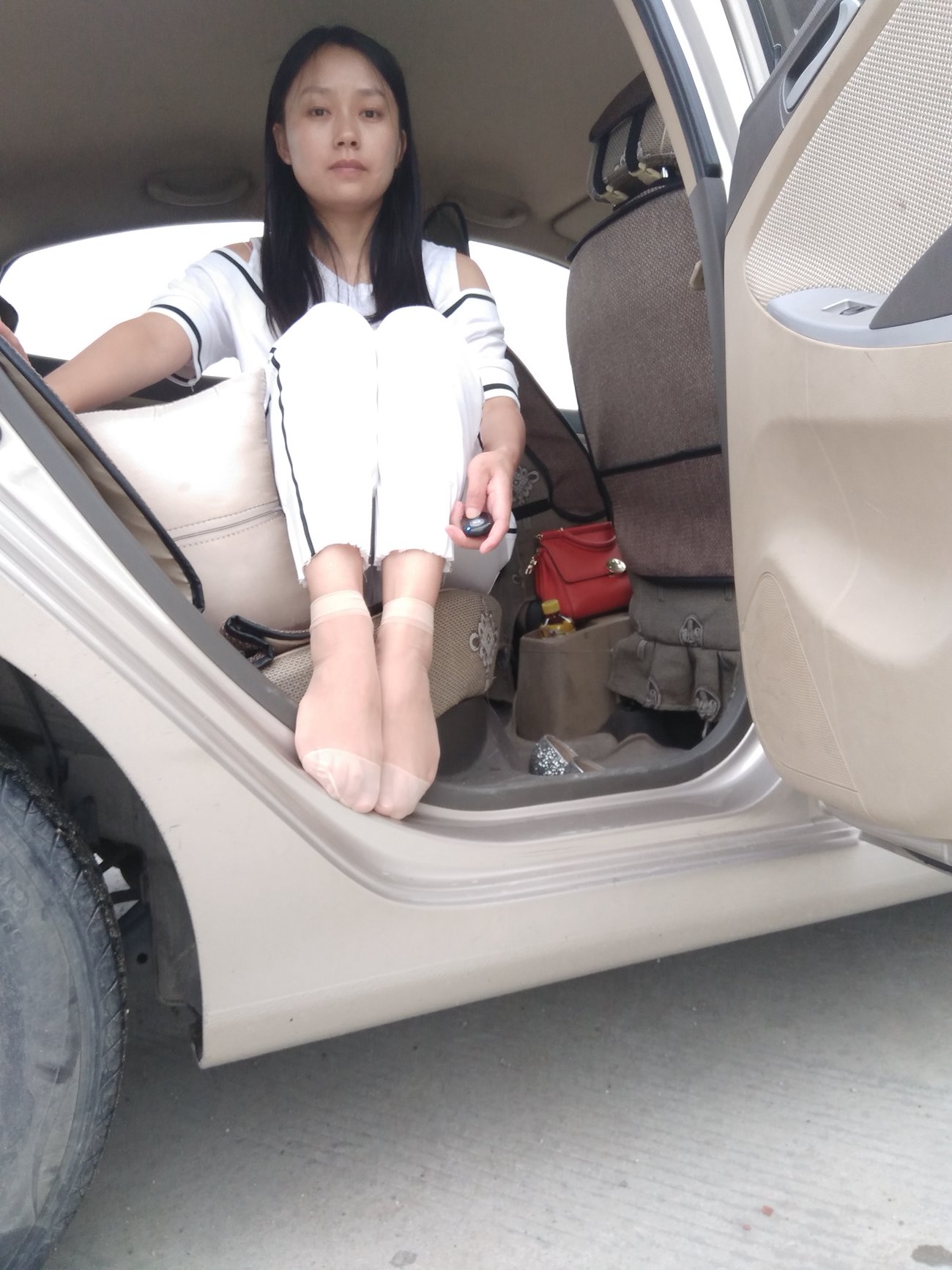 图片[32]-学妹校园寝室短丝系列041期 吴婷婷[72P] – 速更版-美库