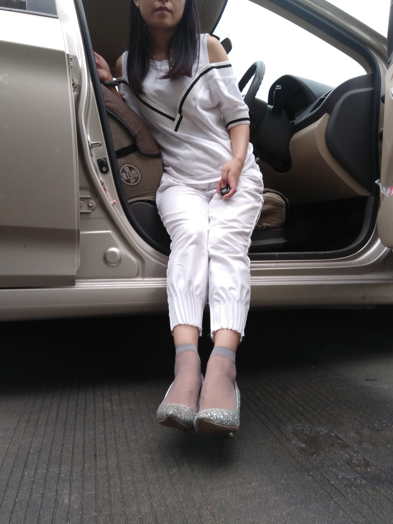 图片[56]-学妹校园寝室短丝系列041期 吴婷婷[72P] – 速更版-美库