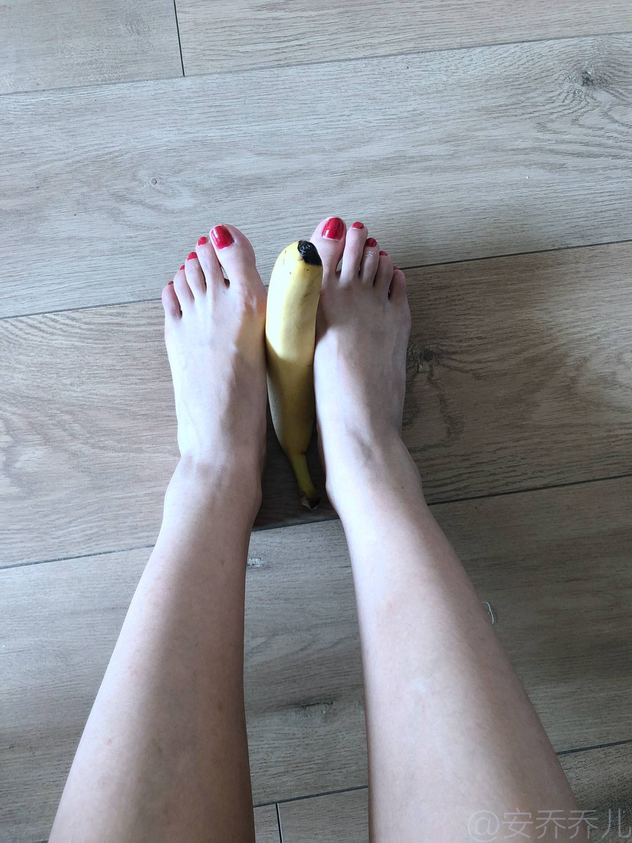 图片[17]-安乔乔儿(Nia乔乔) 踩香蕉[134P] – 速更版-美库