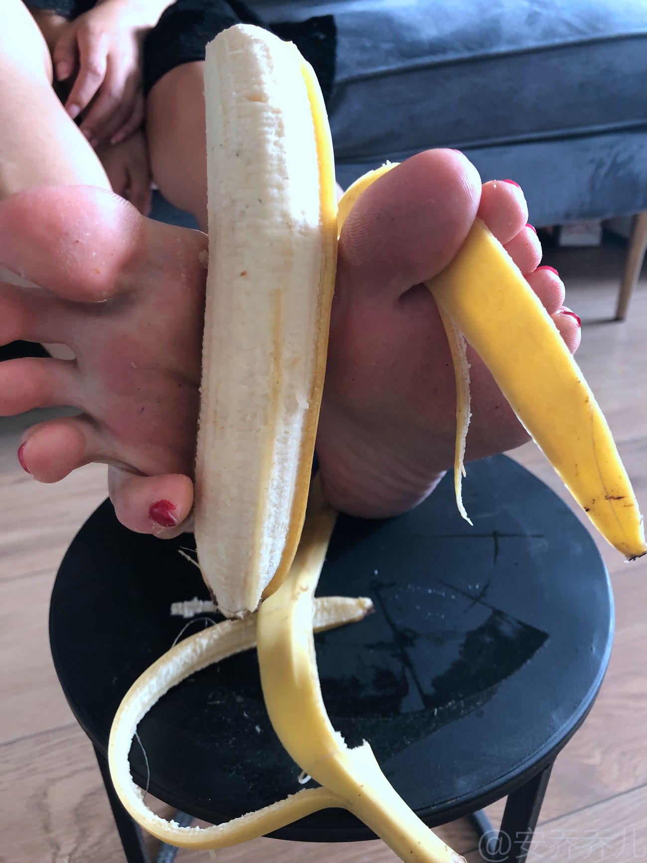 图片[40]-安乔乔儿(Nia乔乔) 踩香蕉[134P] – 速更版-美库