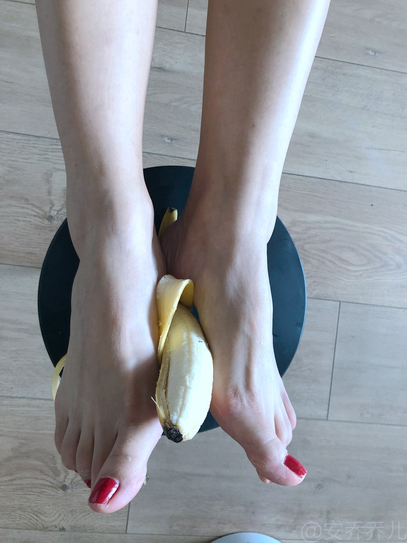 图片[59]-安乔乔儿(Nia乔乔) 踩香蕉[134P] – 速更版-美库