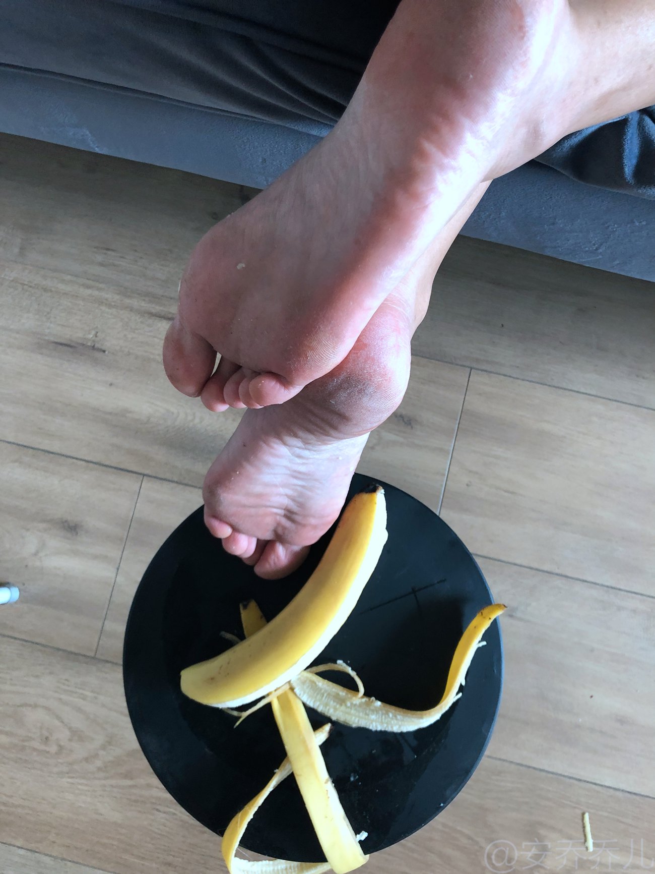 图片[61]-安乔乔儿(Nia乔乔) 踩香蕉[134P] – 速更版-美库