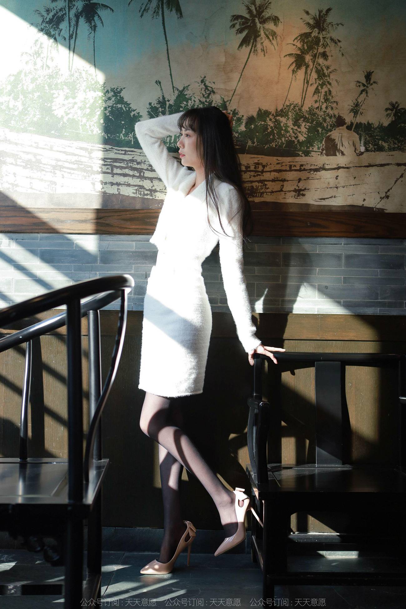 图片[12]-[IESS异思趣向] 2022.01.27 丝享家993：团团《阳光下的白裙长腿》[93P] – 速更版-美库