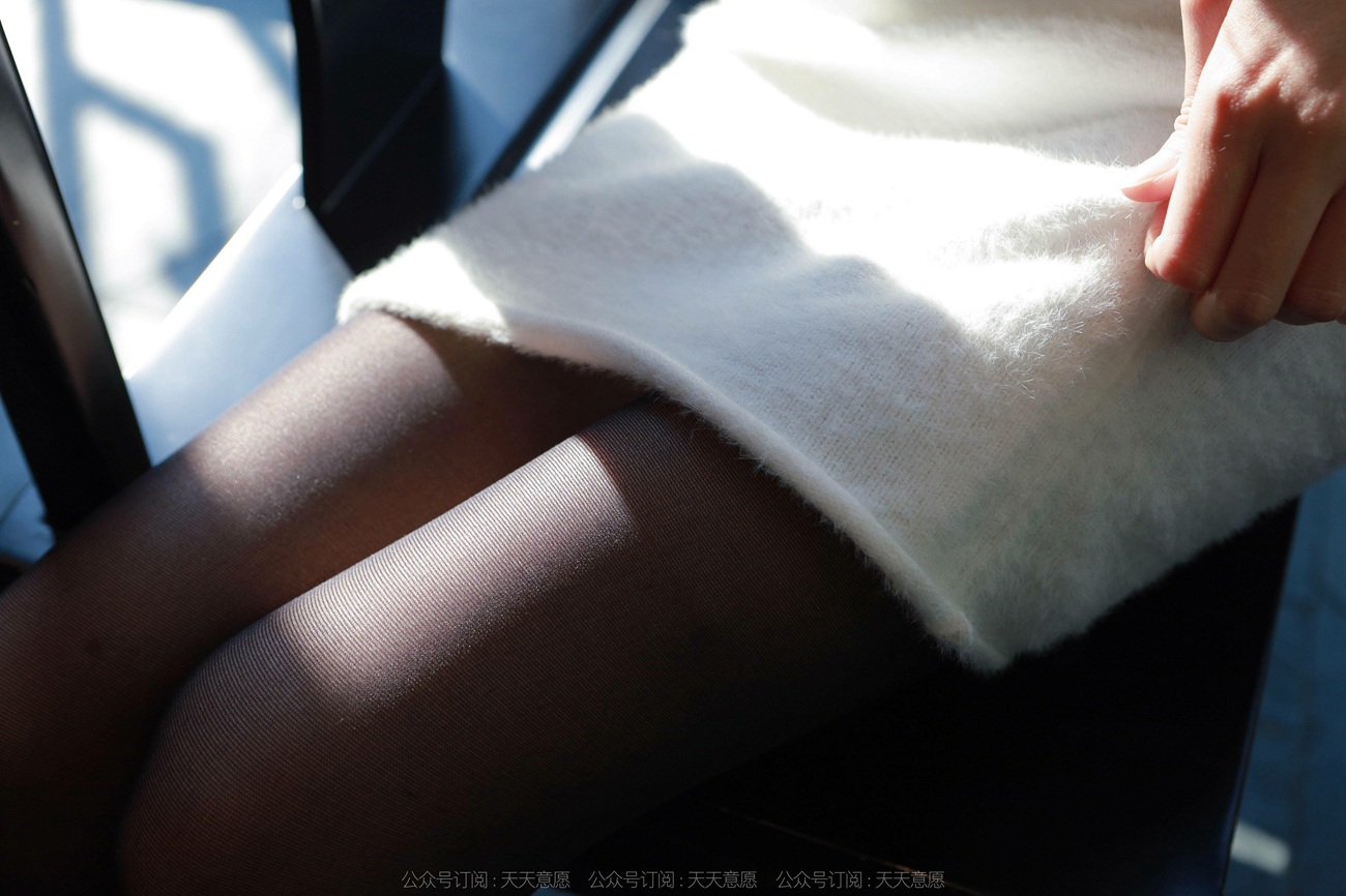 图片[29]-[IESS异思趣向] 2022.01.27 丝享家993：团团《阳光下的白裙长腿》[93P] – 速更版-美库