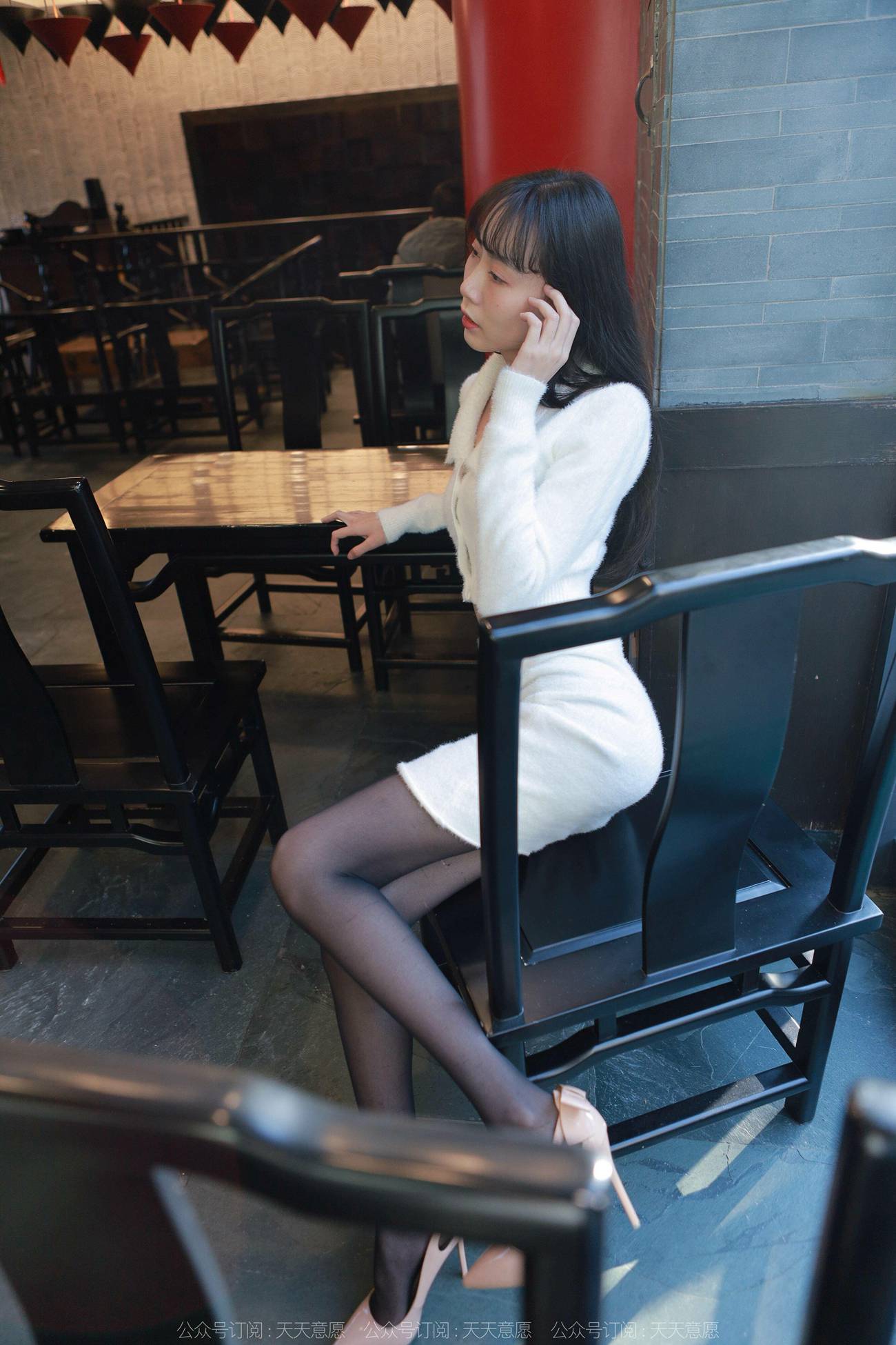 图片[37]-[IESS异思趣向] 2022.01.27 丝享家993：团团《阳光下的白裙长腿》[93P] – 速更版-美库