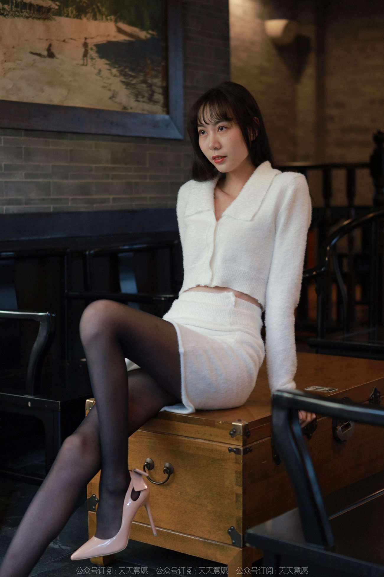 图片[41]-[IESS异思趣向] 2022.01.27 丝享家993：团团《阳光下的白裙长腿》[93P] – 速更版-美库