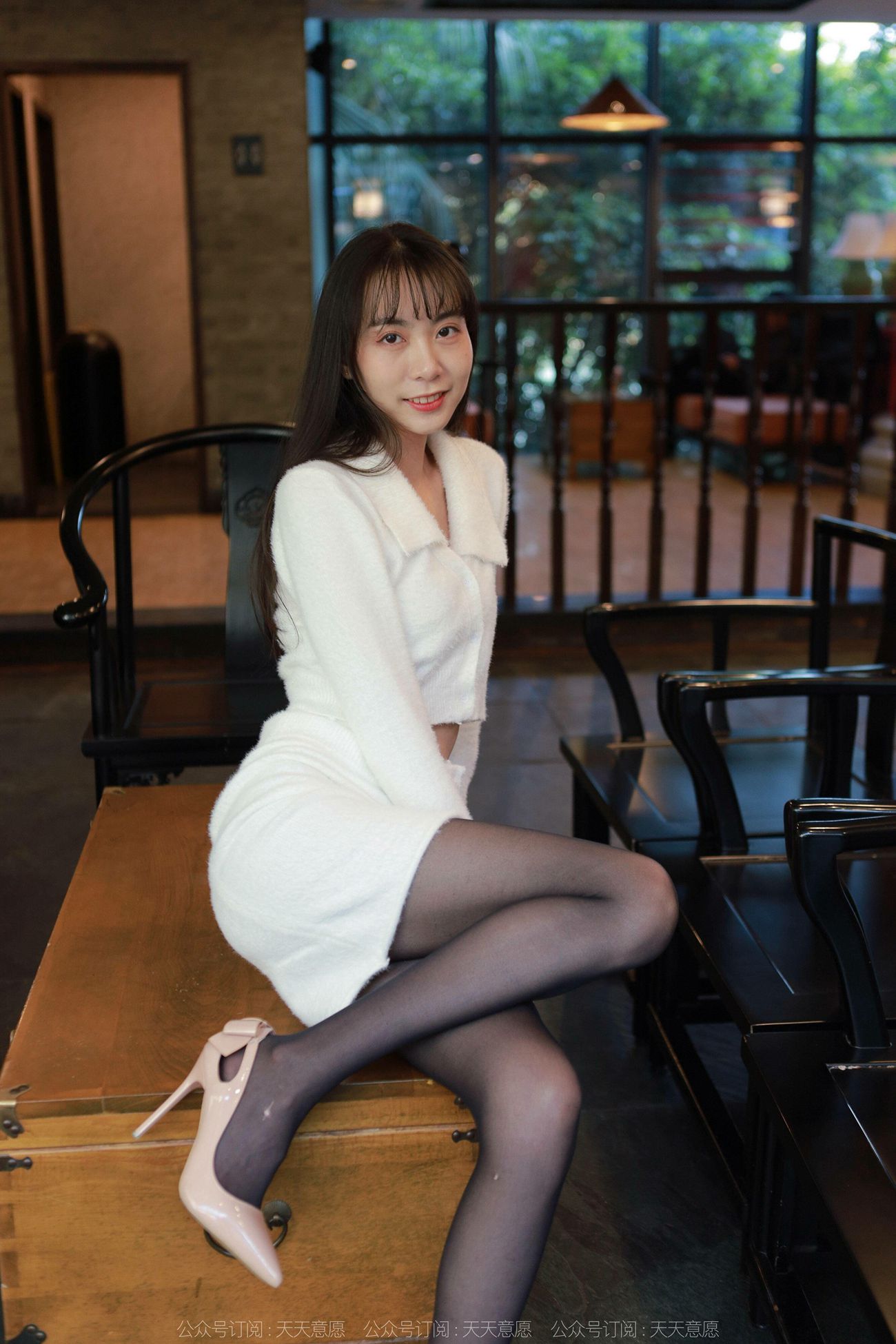 图片[60]-[IESS异思趣向] 2022.01.27 丝享家993：团团《阳光下的白裙长腿》[93P] – 速更版-美库