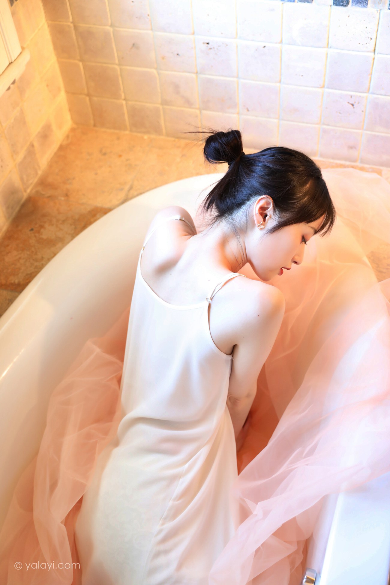 图片[40]-[YALAYI雅拉伊] 2022.05.20 NO.933 不是风景 京京 [39P] – 速更版-美库