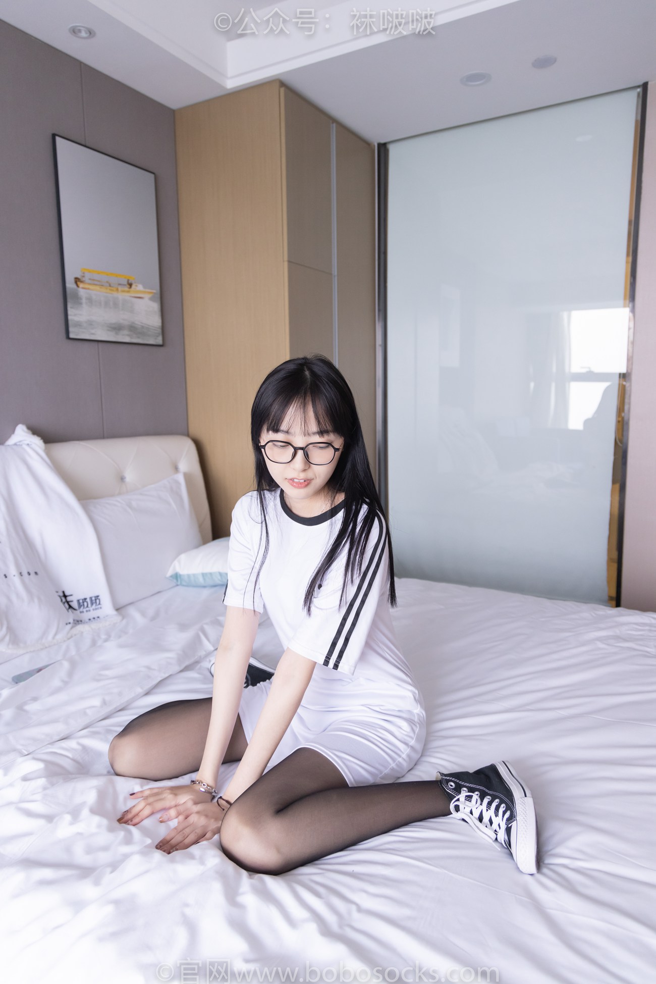 图片[24]-[BoBoSocks袜啵啵]NO.067 稚予-匡威帆布鞋、黑丝[125P] – 速更版-美库