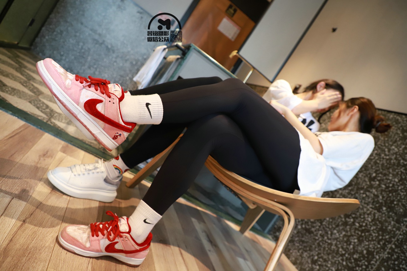 图片[111]-[誉铭传媒]袜足摄影 2021年 NO.029[110P] – 速更版-美库
