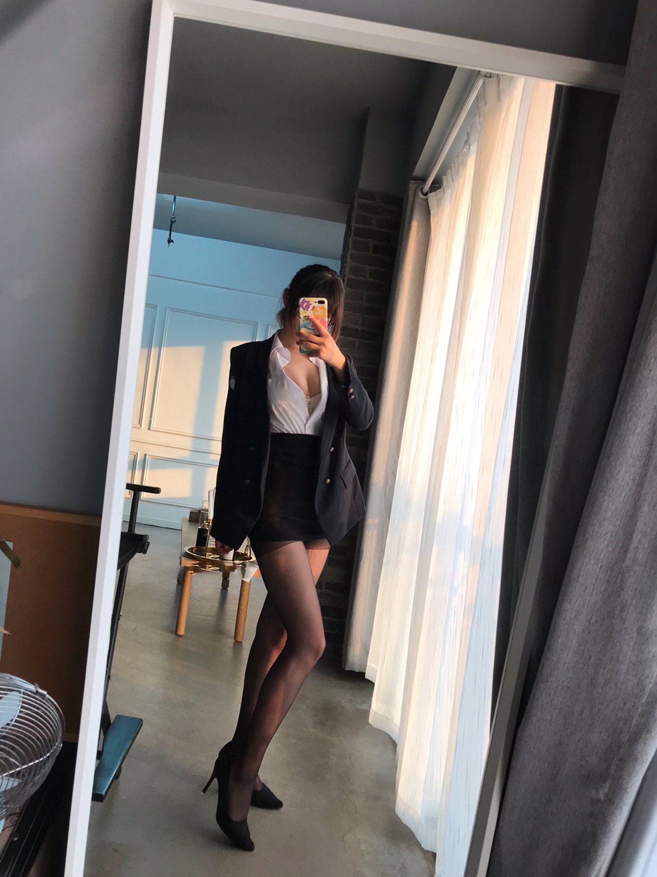 图片[32]-田璐璐 – OL本[33P] – 速更版-美库