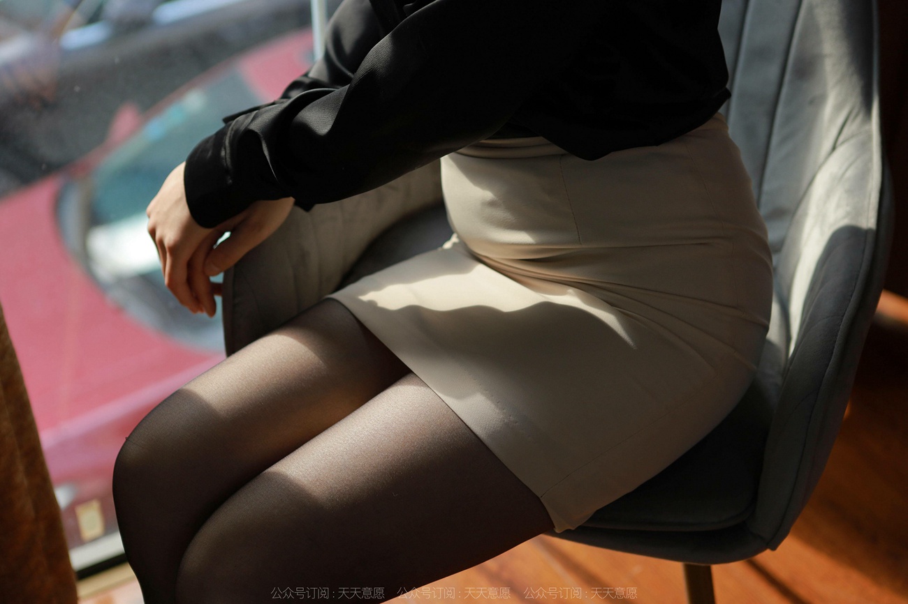 图片[82]-[IESS异思趣向] 2022.02.04 丝享家996：小婕《黑丝职业装》[87P] – 速更版-美库