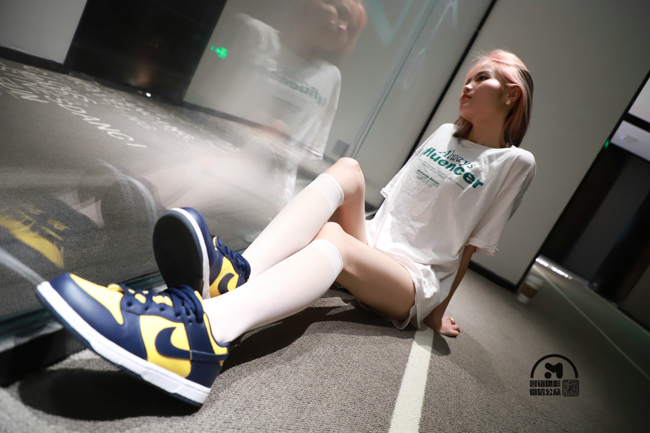 图片[12]-[誉铭传媒]袜足摄影 2021年 NO.039期[100P] – 速更版-美库