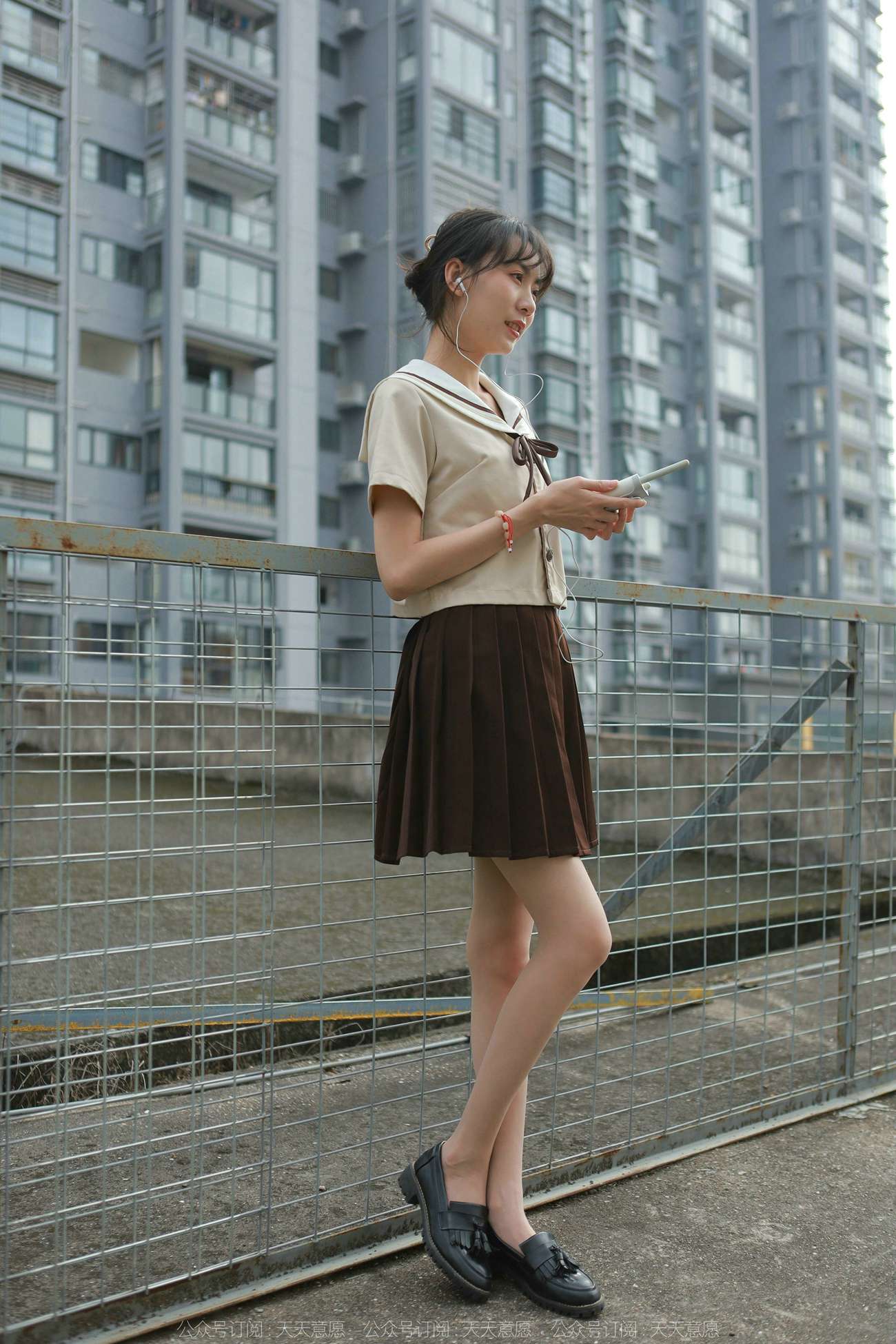 图片[15]-[IESS异思趣向] 2022.02.08 丝享家999：团团《网易云长腿少女》[89P] – 速更版-美库